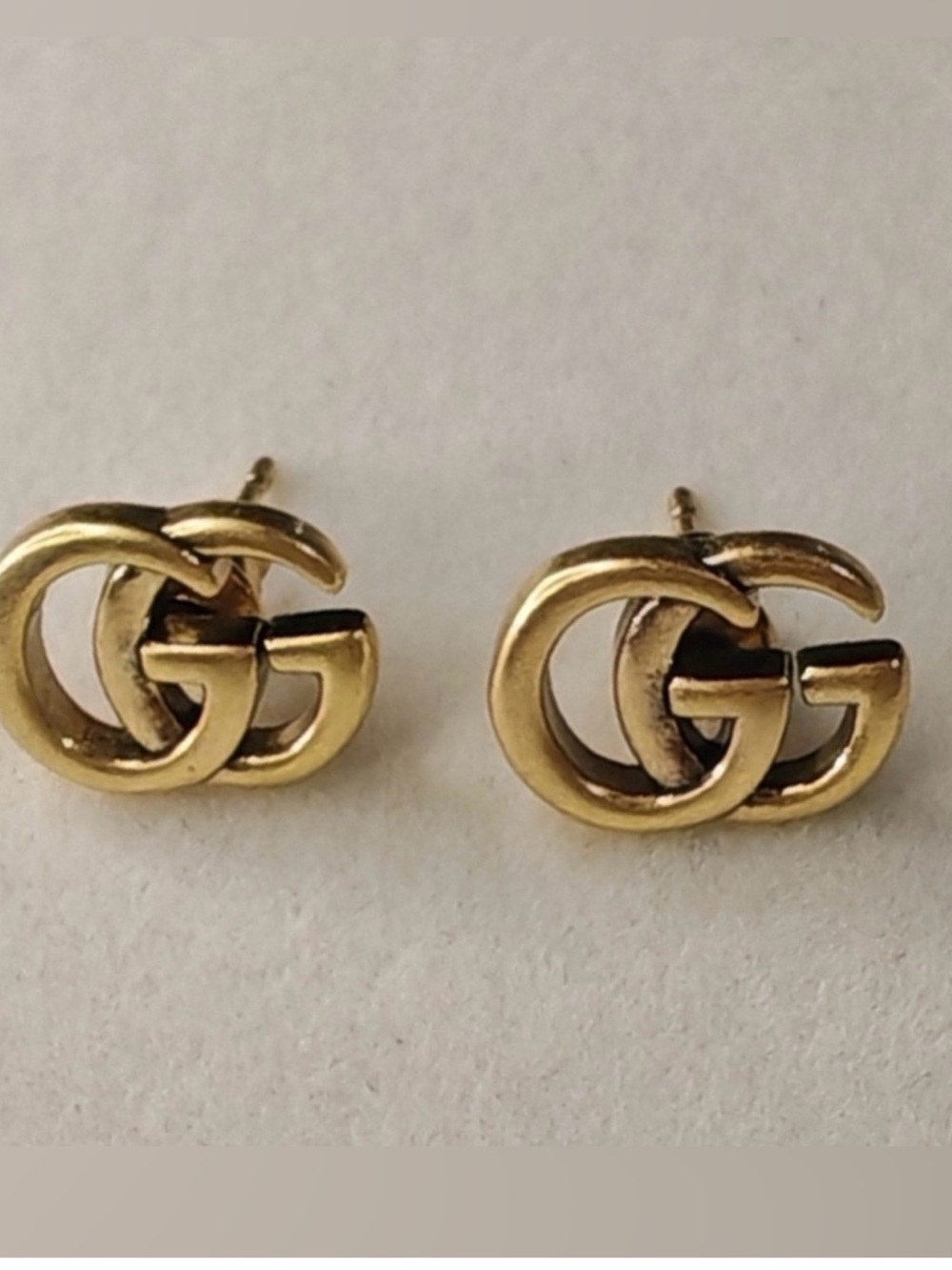Gucci gold GG earrings